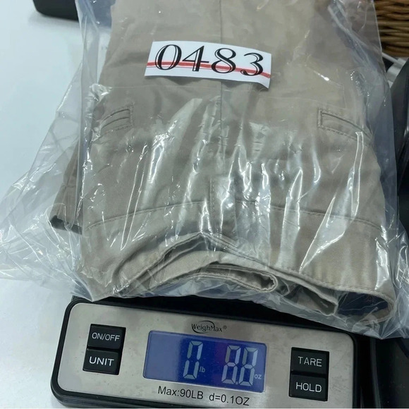 Vineyard Vines Mens Size 32 Khaki shorts 0483 - Picture 9 of 9